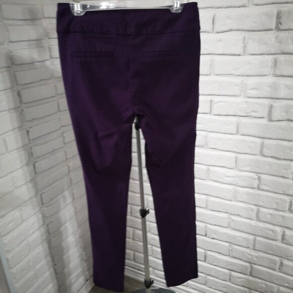 Ricki's Ladies Pull On Style Purple Slim Leg Size Large Pants - Picture 2 of 12